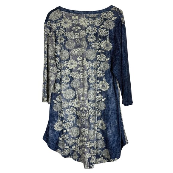 Simply Aster Women’s 1X Tunic Top Blue White Floral Print Boho Casual Stretch - Picture 7 of 12
